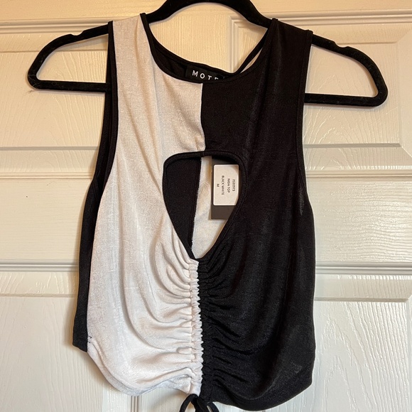 motel rocks Black And White Crop Top - Picture 1 of 2